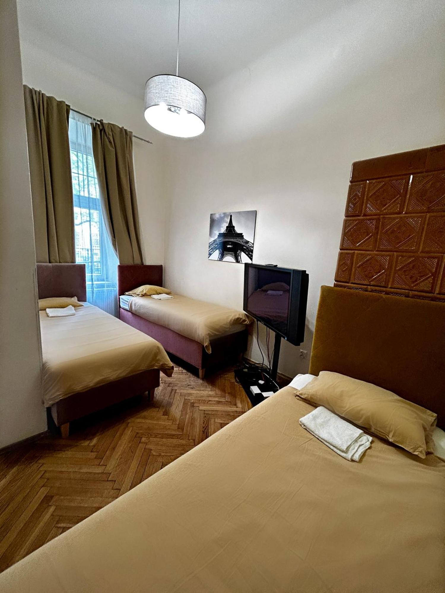 Harmony Aparthotel Krasków Exterior foto